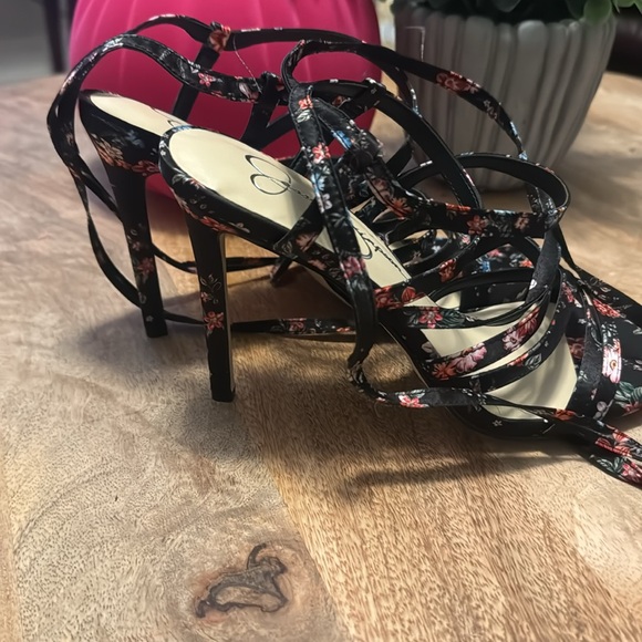 Jessica Simpson Jexilla Women's Strappy Ankle Wrap Stiletto Sandals Size 7 1/2 - Picture 6 of 8